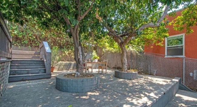 Building Photo - Now Leasing – 812 Merlin | $6,200/Month | ...