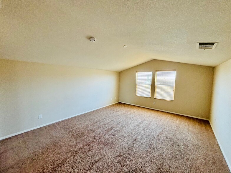 Building Photo - 36742 37th St E