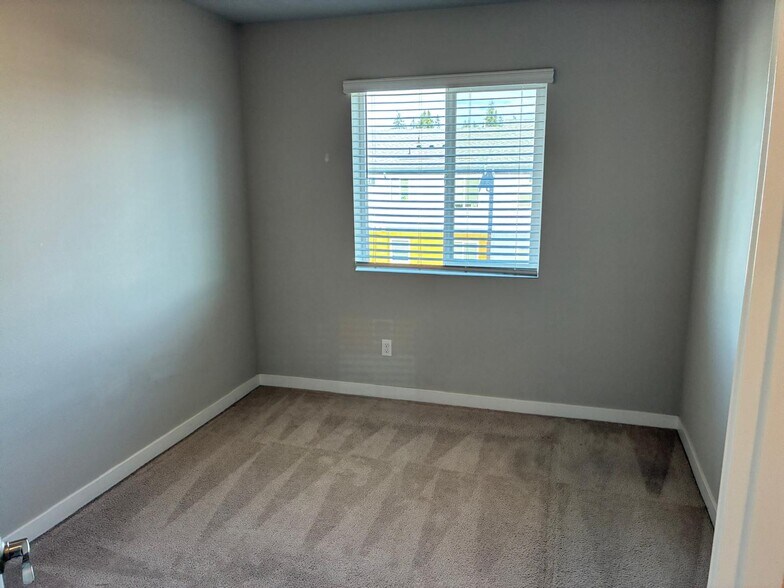 Building Photo - 19310 36th Ave SE