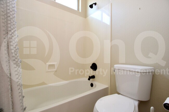 Building Photo - 17824 W Cedarwood Ln