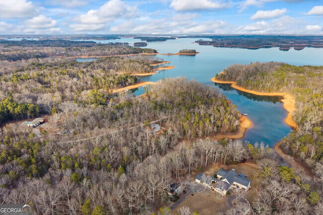 Building Photo - 290 Beaver Lodge Rd