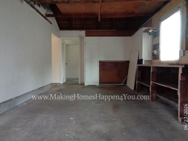 Building Photo - 1945 23rd St NE