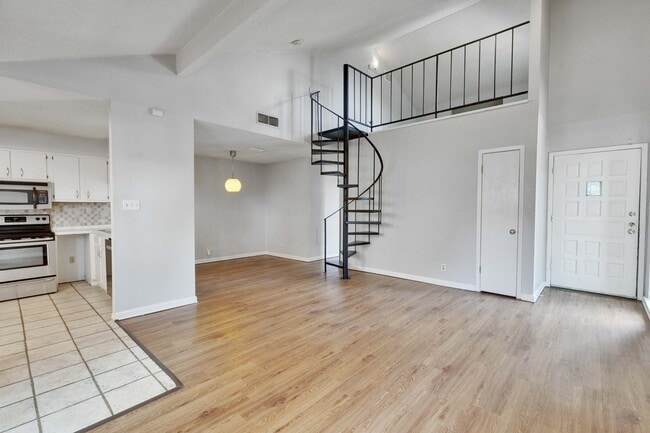 Building Photo - 1714 Timber Ridge Dr