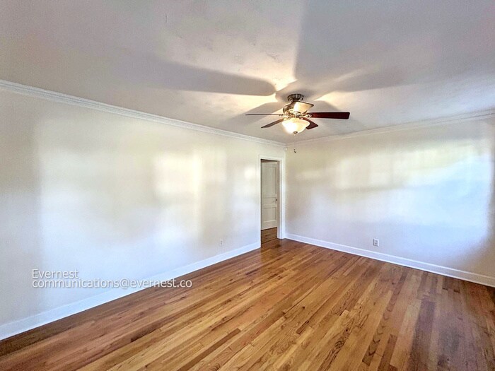 Building Photo - 3563 Aurora Cir