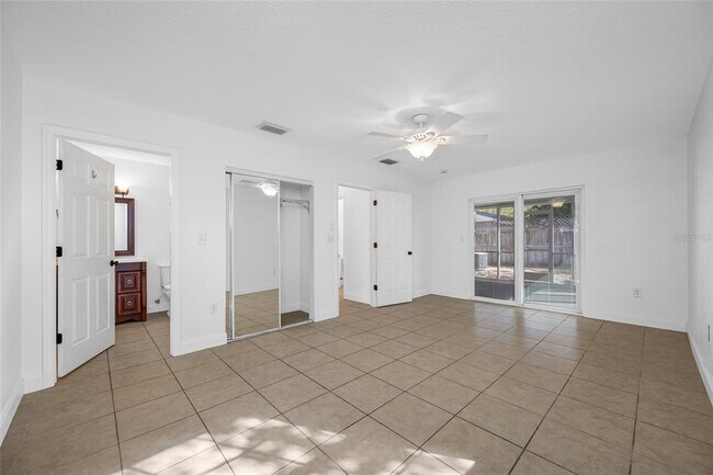 Building Photo - 4104 W Leila Ave