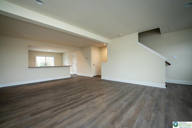 Building Photo - 1641 Riegel St