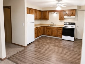 Building Photo - 1040 Terrace Dr