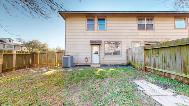 Building Photo - 12443 Narcissus View Trail