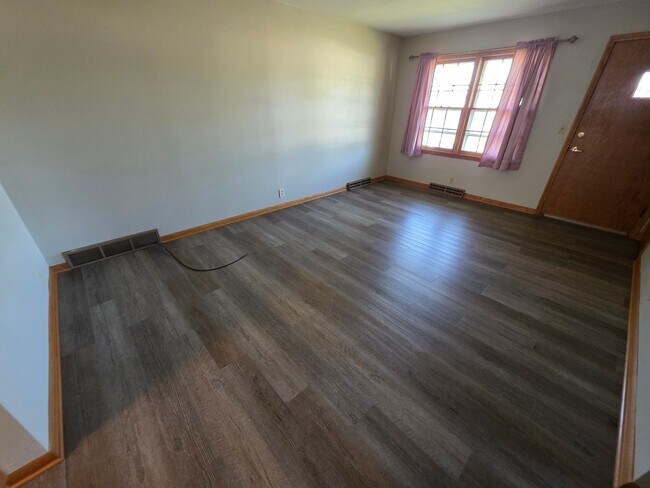 Building Photo - 1501/1503 Harding Ave