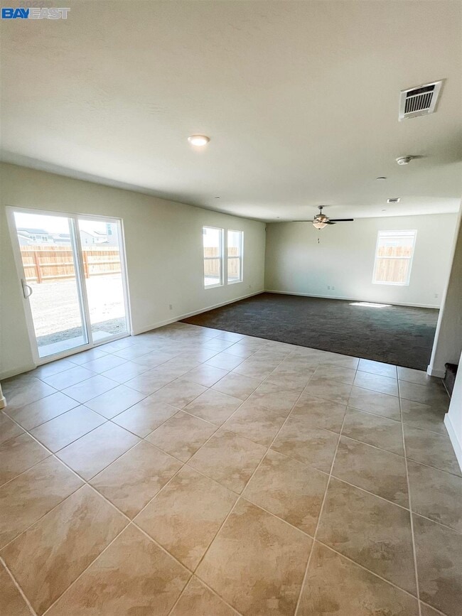 Building Photo - 2280 Craig Ct