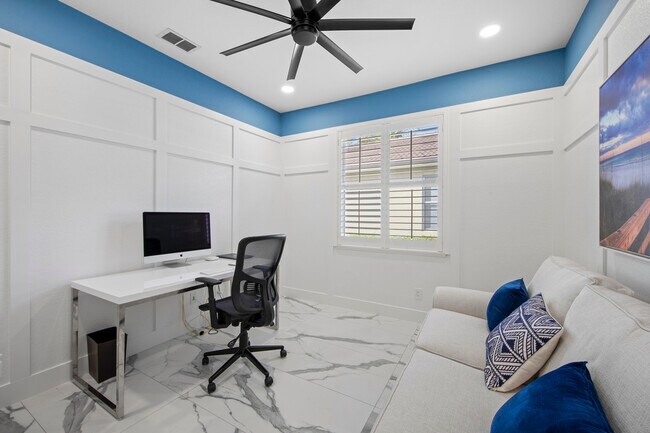Building Photo - 14630 Meravi Dr