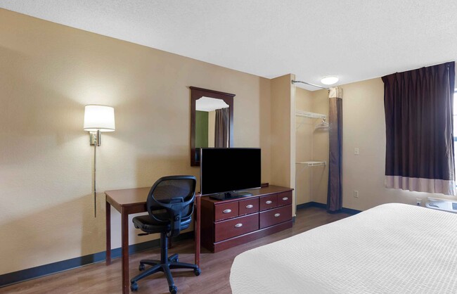 Building Photo - Furnished Studio-Los Angeles - LAX Airport...