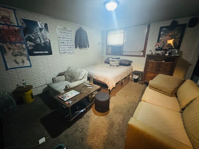 Building Photo - 429