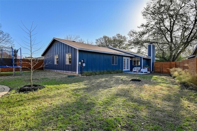 Building Photo - 11010 Prairie Dove Cir