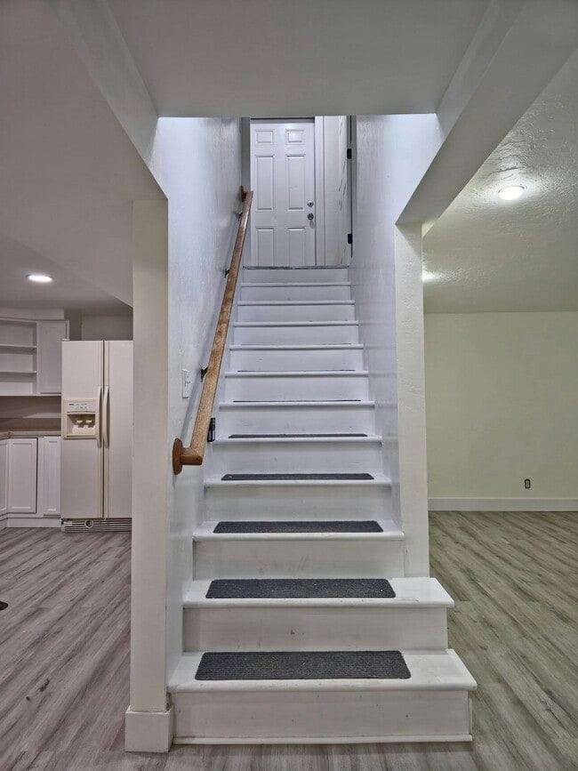 Building Photo - 3723 Kewanee Dr