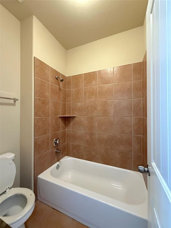 Building Photo - 24715 Colonial Elm Dr