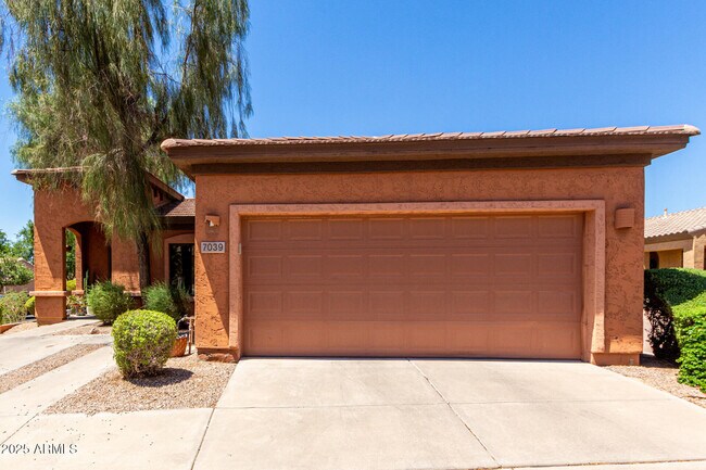 Building Photo - 7039 S Golfside Ln