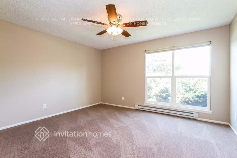 Building Photo - 10912 Birch Dr