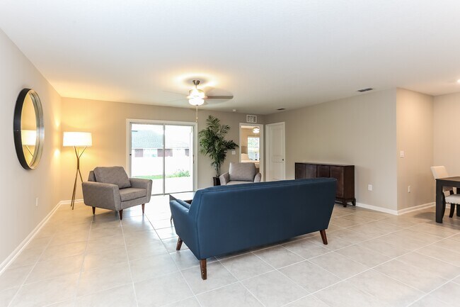 Building Photo - 9143 Udell Ln