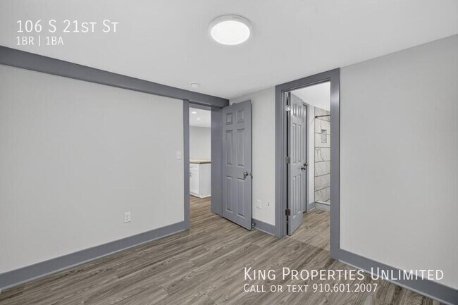 Building Photo - 106 S 21st St