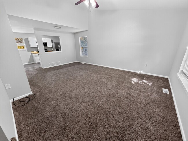 Building Photo - 5318 Godas Cir