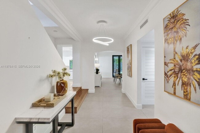 Building Photo - 5735 N Bay Rd