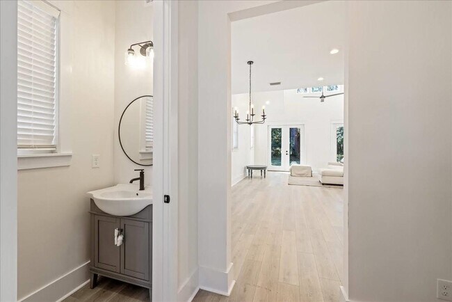 Building Photo - 4028 Poets Trl