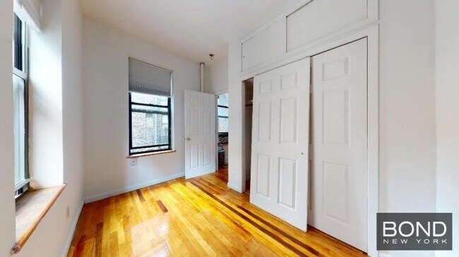 Building Photo - 2 bedroom in Manhattan NY 10003