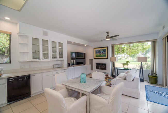 Building Photo - 645 Hospitality Dr