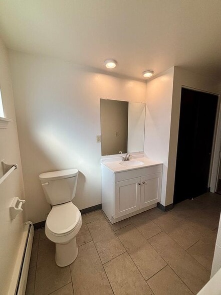 Building Photo - 6 Losson Garden Dr