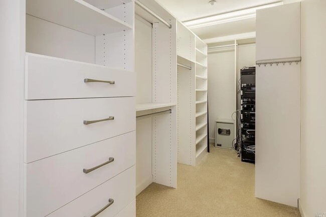 Building Photo - 118 Cazneau Ave