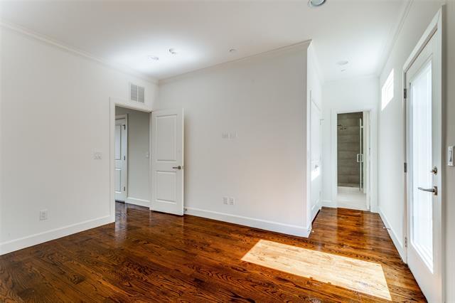 Building Photo - 3515 Normandy Ave