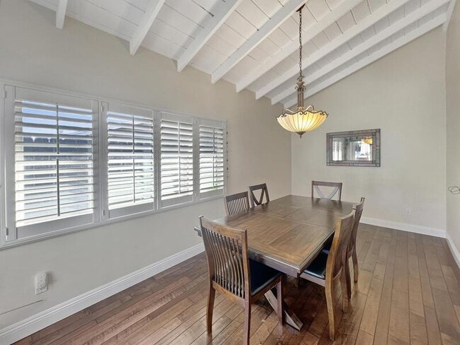 Building Photo - 12942 Francine Terrace