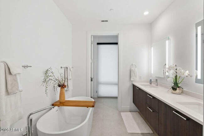 Building Photo - 19355 N 73rd Way