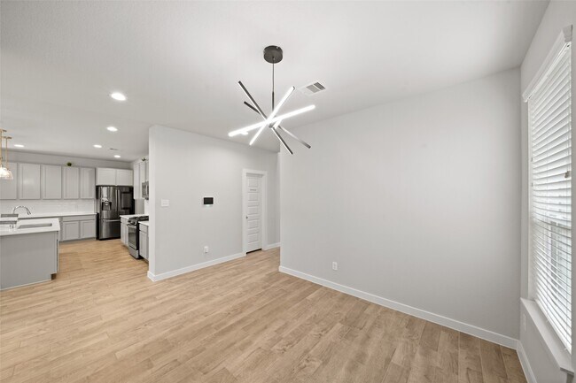Building Photo - 13015 Braelich Loch Dr