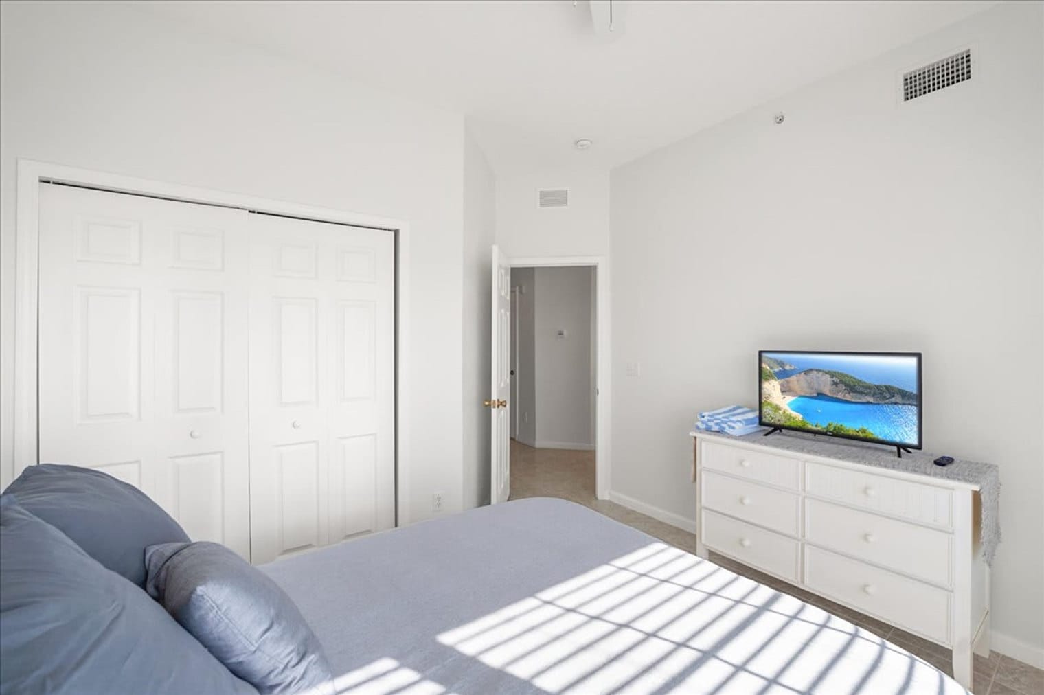 Building Photo - 264 Gibraltar Ct