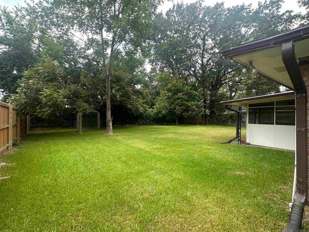 Building Photo - 9042 Keaty Dr