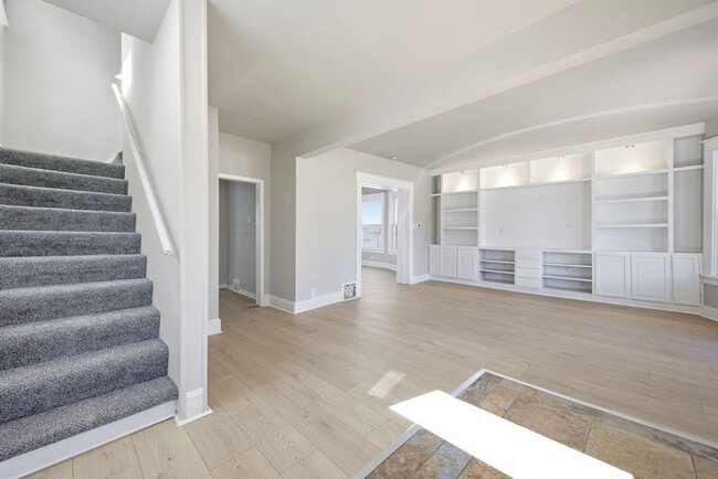 Building Photo - Spacious 4-Bedroom, 1.5-Bath Home with Plenty of Living Space!