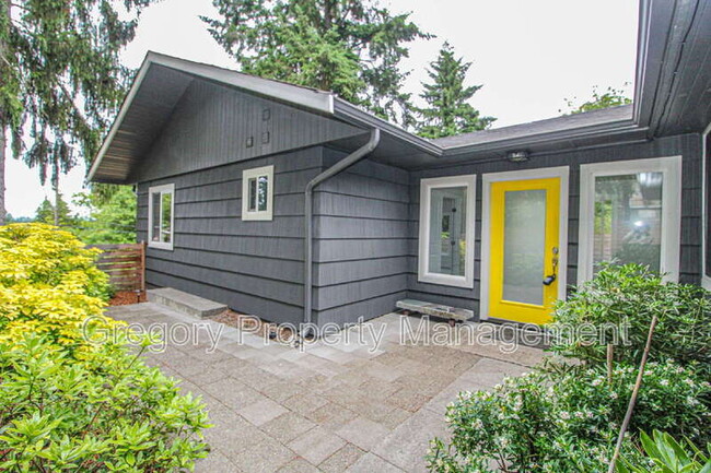 Building Photo - 19547 53rd Ave NE