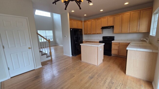 Building Photo - Spacious 5-Bedroom Home in Desirable Rock Creek – Fresh Updates & Fantastic Location!
