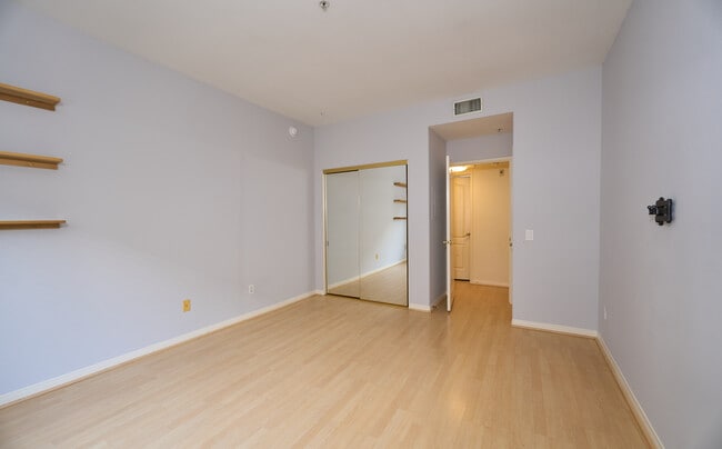 Guest BR 13 x 12 - 12060 Hoffman St