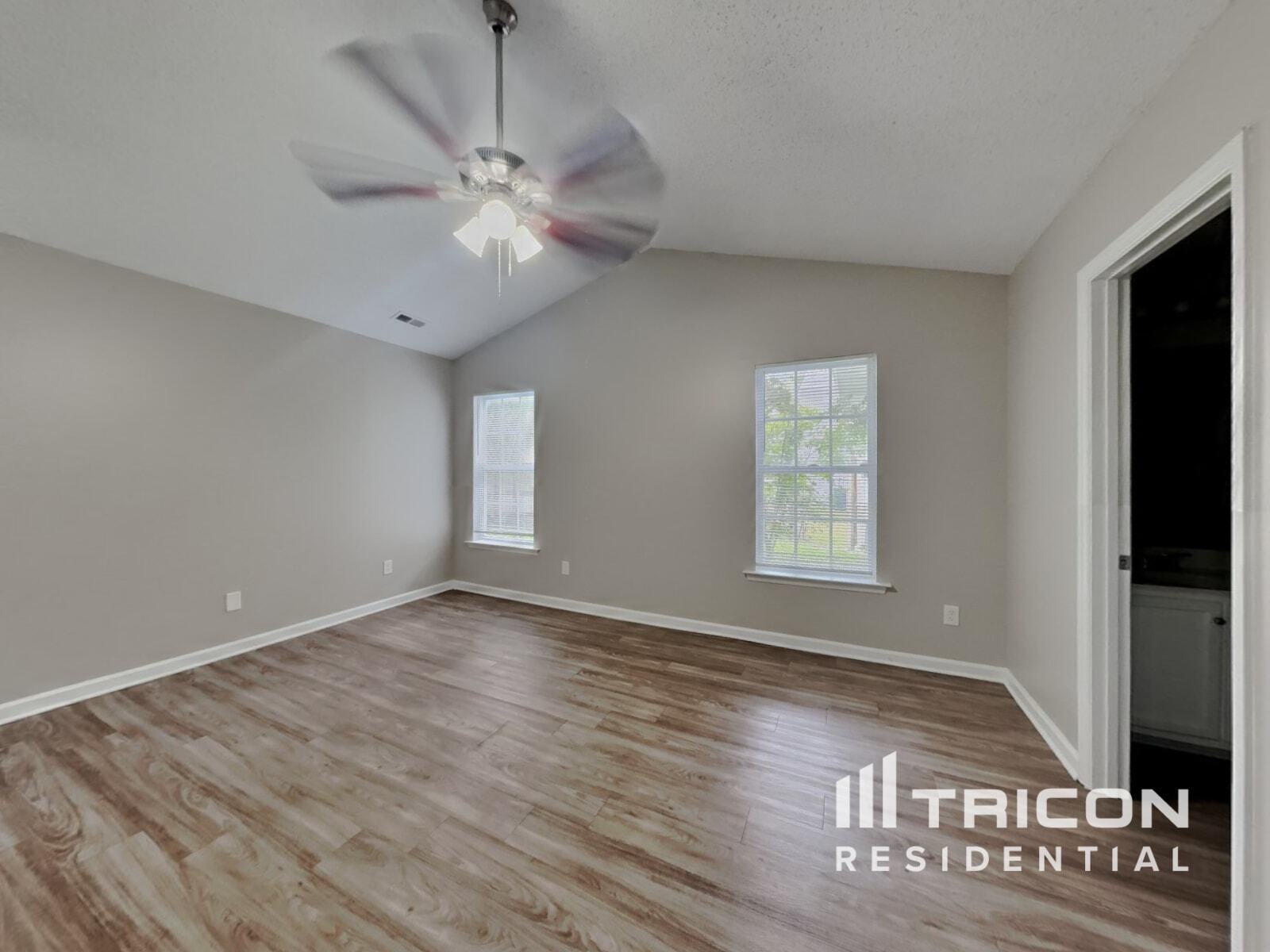 Building Photo - 1807 Bellwick Dr