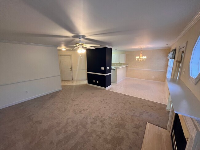 Building Photo - 118 Grande Meadow Way