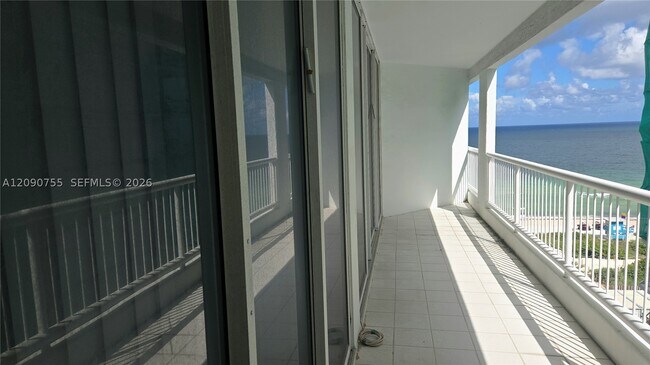 Building Photo - 9341 Collins Ave