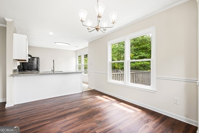 Building Photo - 7973 Woodlake Dr