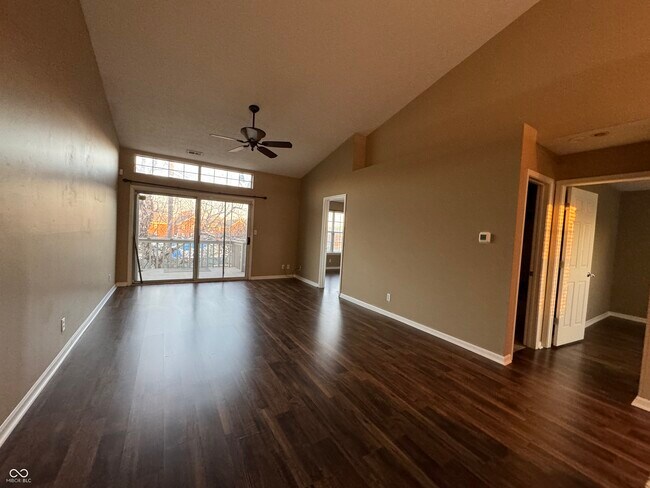 Building Photo - 3643 Reflections Ln