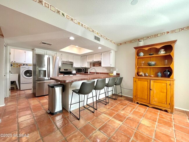 Building Photo - 953 W Palma De Pina