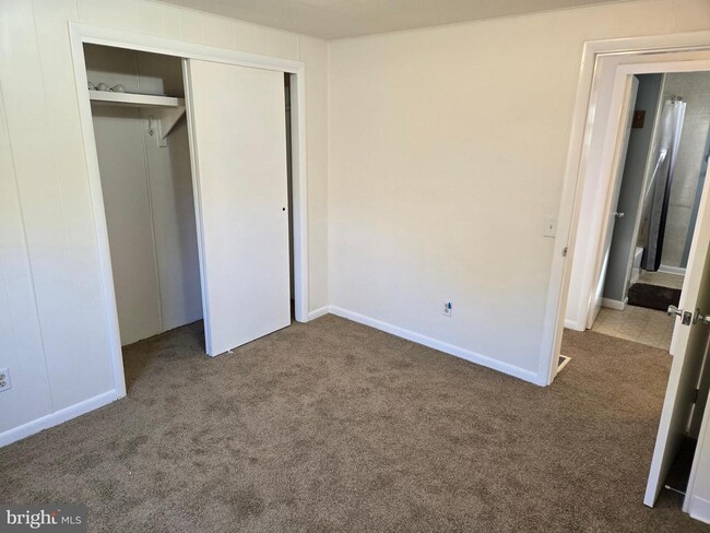 Building Photo - 1207 Deer Creek Church Rd