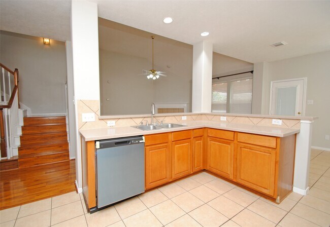 Building Photo - 1115 Oxford Mills Ln