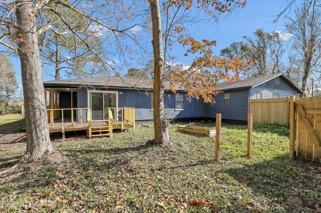 Building Photo - 54221 Cravey Rd